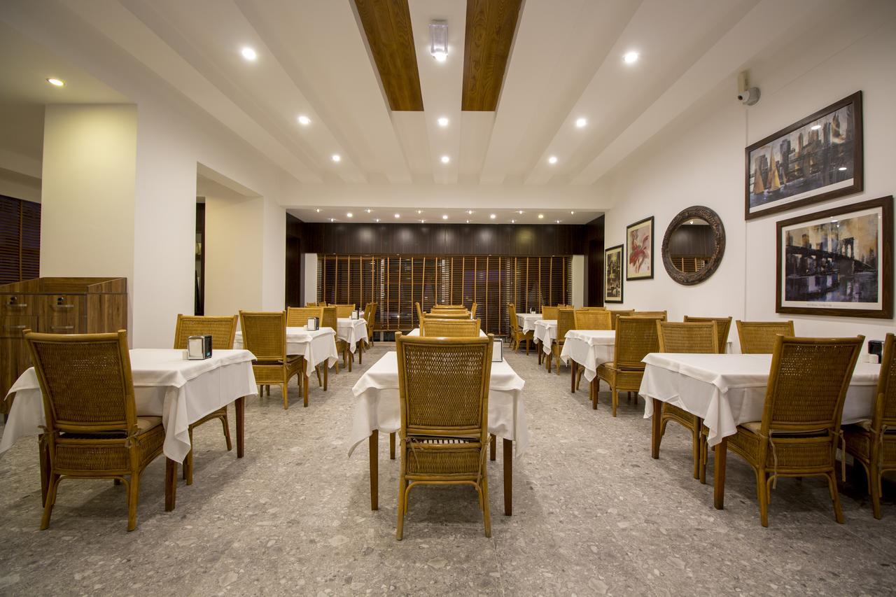 Munamar Beach Residence (Adults Only) Ичмелер Экстерьер фото